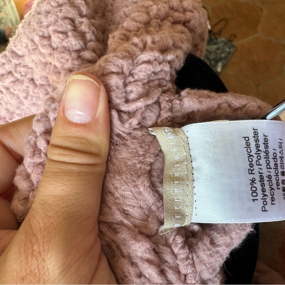 Pottery Barn Teen Sherpa Hooded Robe XS/S | Cozy Plush Teddy Lounge Pink - Picture 6 of 7
